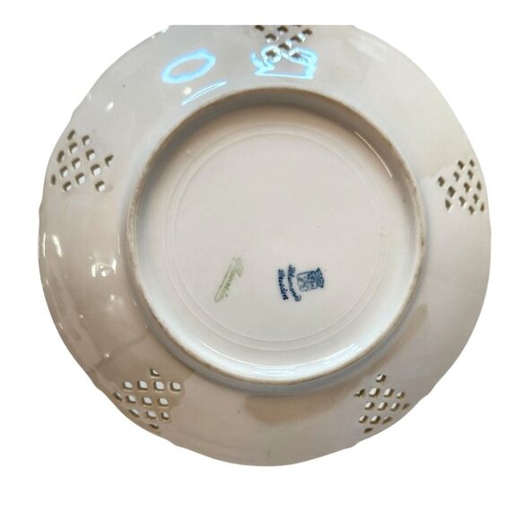 Schumann China Bavaria Hand Painted Lattice Edge Plate 6.75 OD Dessert Plate - Picture 4 of 6